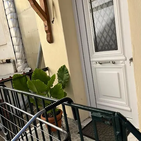 Comfy Near The Port And The Center Of Apartment *