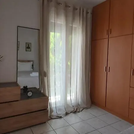 Comfy Near The Port And The Center Of Apartment Volos
