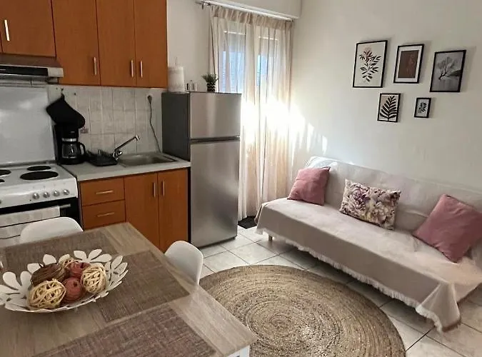 Comfy Near The Port And The Center Of * ヴォロス