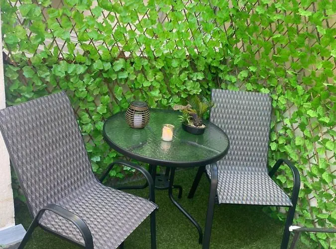 Comfy Near The Port And The Center Of * ヴォロス