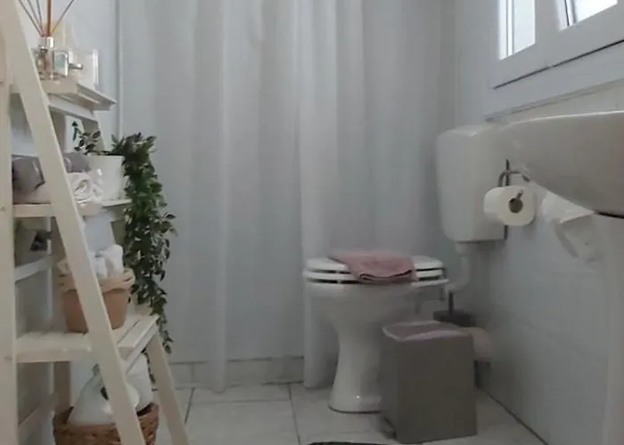 Comfy Near The Port And The Center Of * ヴォロス