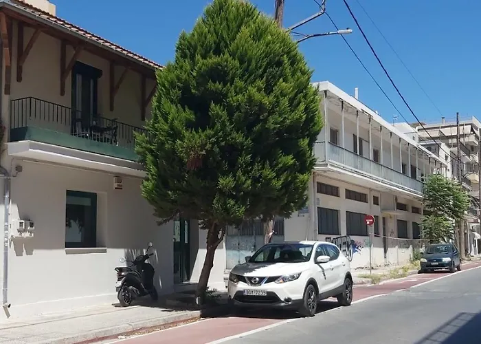 Comfy Near The Port And The Center Of * ヴォロス