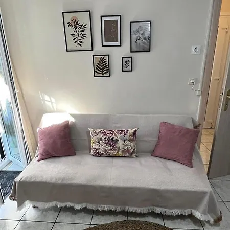 Comfy Near The Port And The Center Of *