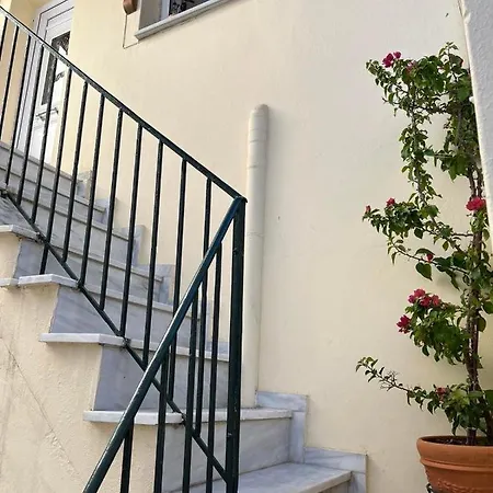 Comfy Near The Port And The Center Of * Volos