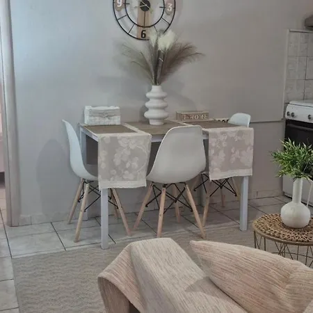 Comfy Near The Port And The Center Of Volos